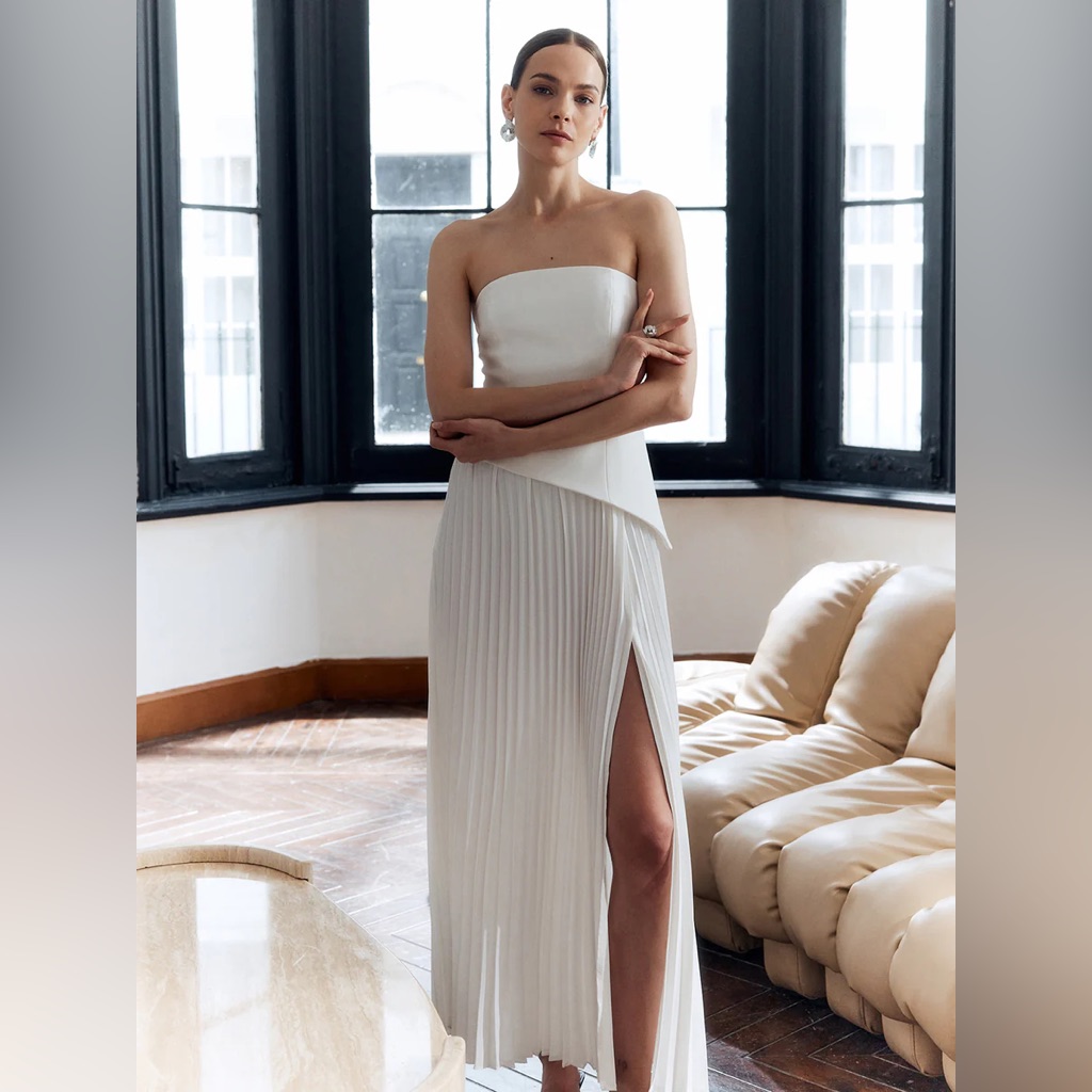 Commense Solid Pleated Strapless Split Dress